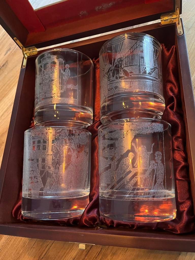 Holland Casino Kristallen Whisky Glazen Set (4 stuks), Antiek en Kunst, Ophalen of Verzenden
