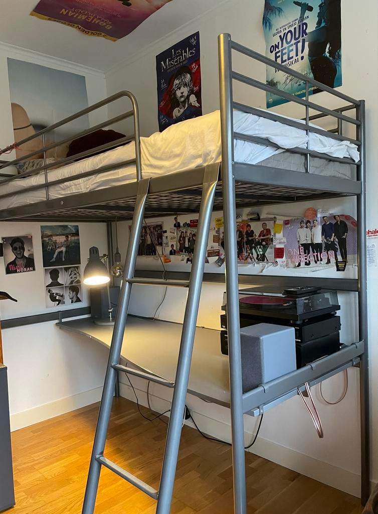 IKEA Svarta Hoogslaper met Bureau - 90x200, Huis en Inrichting, Ophalen, Gebruikt, 90 cm, Eenpersoons