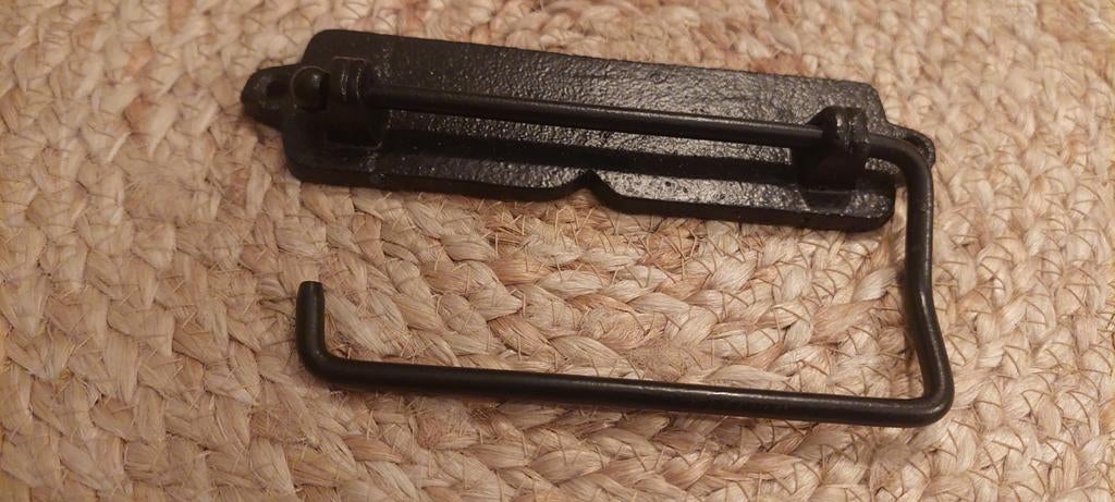 BROCANTE GIETIJZEREN WC-ROL-HOUDER WC ROL HOUDER, Ophalen of Verzenden