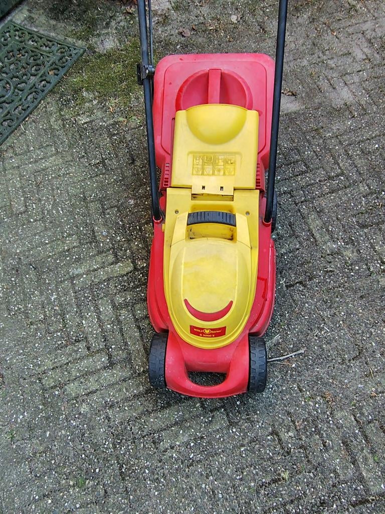 Elektrische maaimachine, Ophalen, Gebruikt