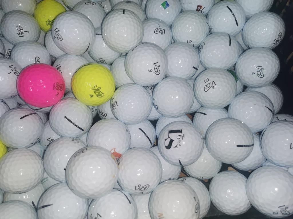 Vice tour Drive golfballen AAAA kwaliteit 50 stuks, Sport en Fitness, Golf, Ophalen of Verzenden, Zo goed als nieuw, Bal(len)