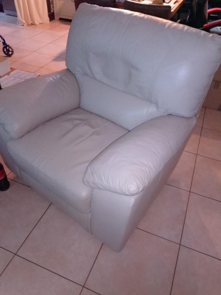 Twee crème kleurige relax fauteuils van echt leer, Huis en Inrichting, Fauteuils, Ophalen of Verzenden