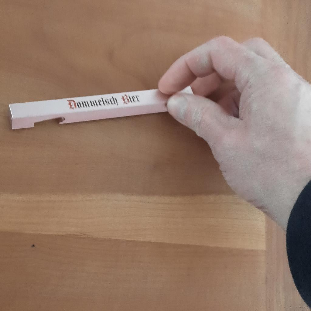 Flesopener Dommelsch Bier van metaal, Ophalen of Verzenden, Zo goed als nieuw, Flesopener, Dommelsch