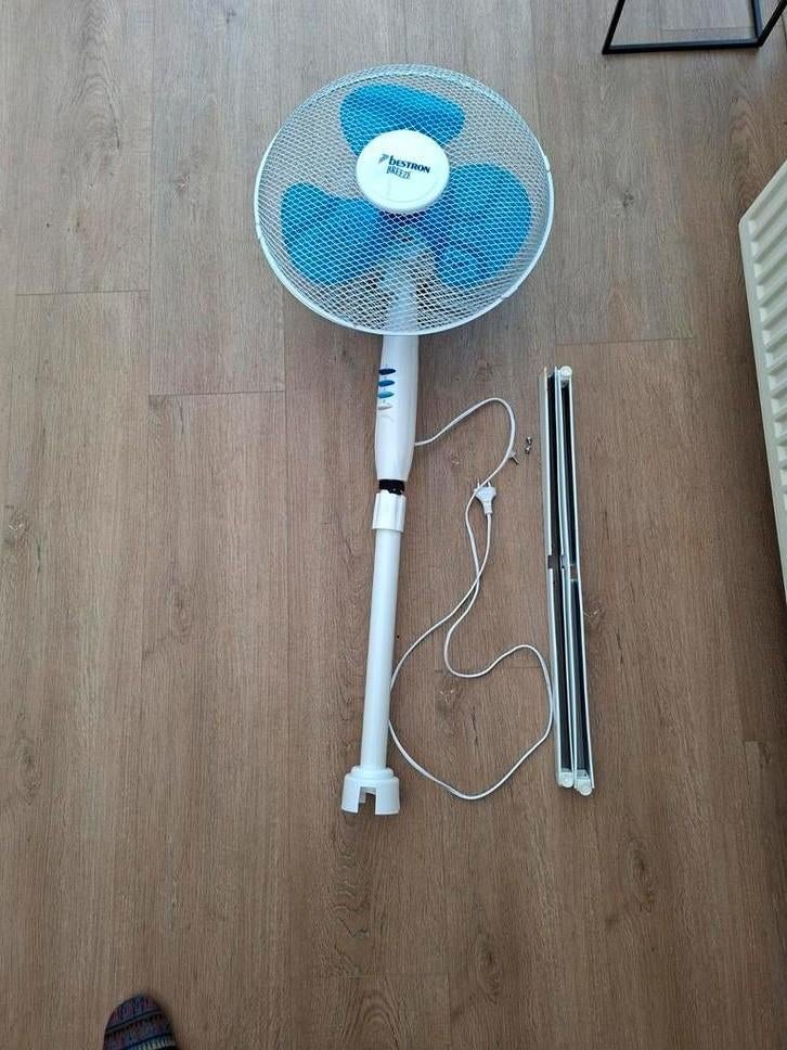 Bestron vloerventilator, voetje in poot ontbreekt, Ophalen, Zo goed als nieuw, Vloerventilator