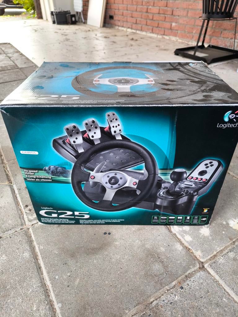 Logitech G25 Racestuur met pedalen en shifter, Spelcomputers en Games, Racestuur, Gebruikt, Force feedback, Ophalen of Verzenden