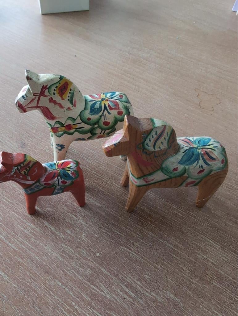 Set van 3 handgeschilderde Dalarna paarden, Ophalen of Verzenden