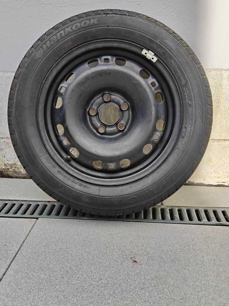 Hankook band met velg 185/60 R15, Auto-onderdelen, Banden en Velgen, Ophalen of Verzenden