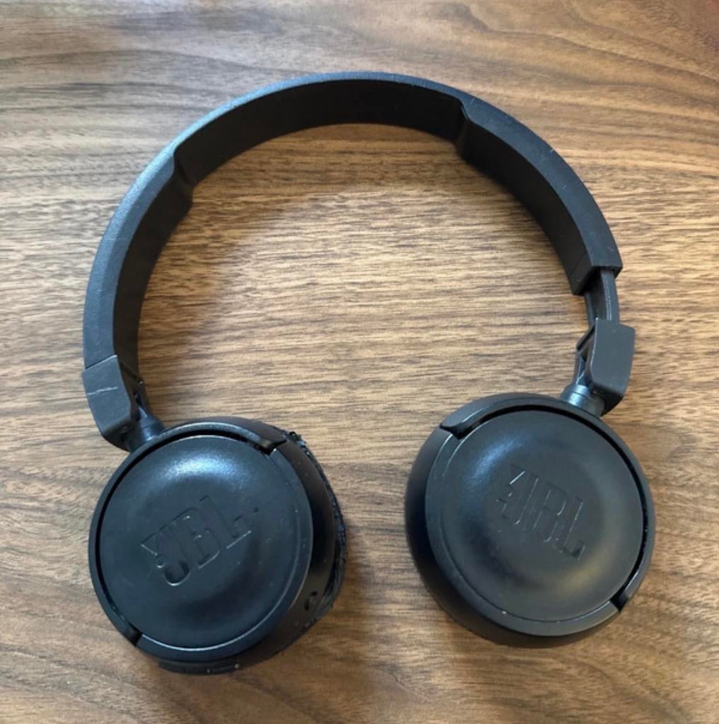 JBL T460BT Koptelefoon - Goed werkend, oorkussens gebruikt, Overige merken, Gebruikt, Draadloos, Op oor (supra aural)
