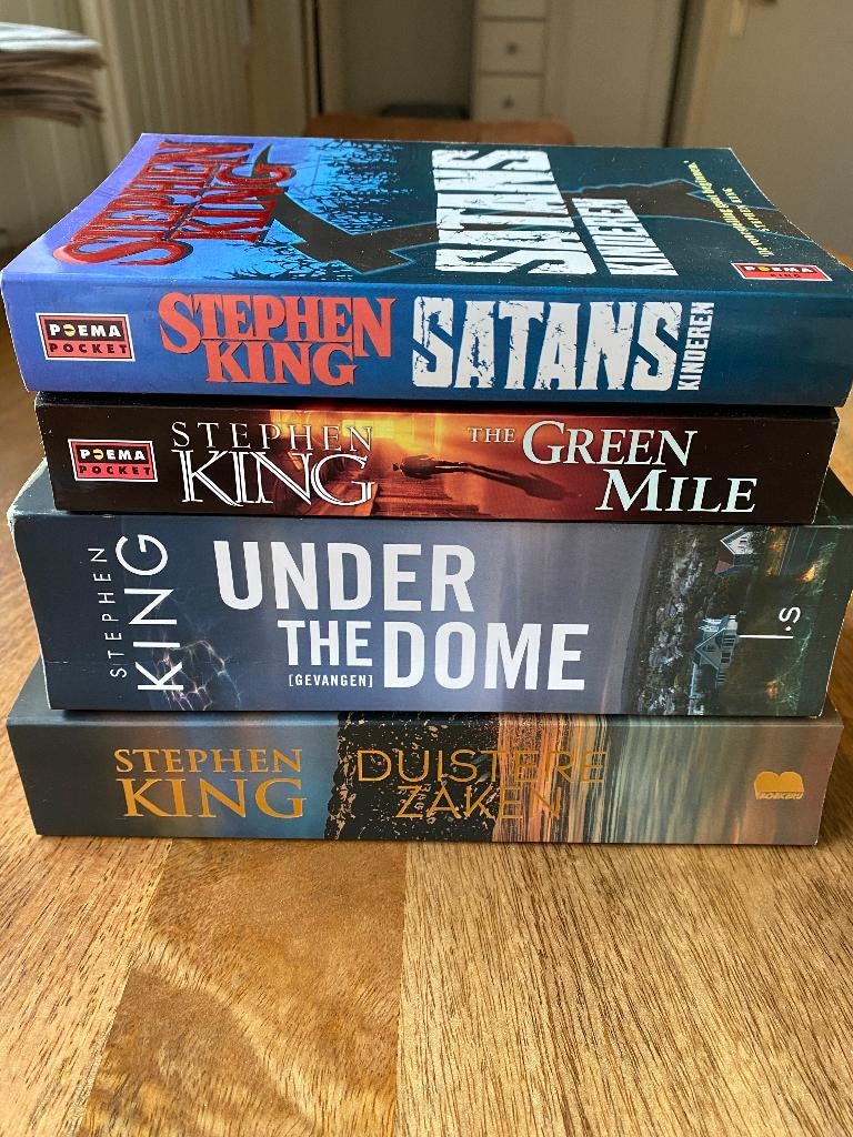 Stephen King - 4 boeken (set prijs €7,00), Ophalen of Verzenden, Zo goed als nieuw, Stephen King, Nederland