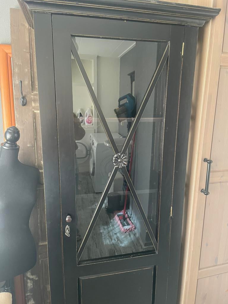 Zwarte kast, Ophalen, 50 tot 100 cm, Zo goed als nieuw, 150 tot 200 cm