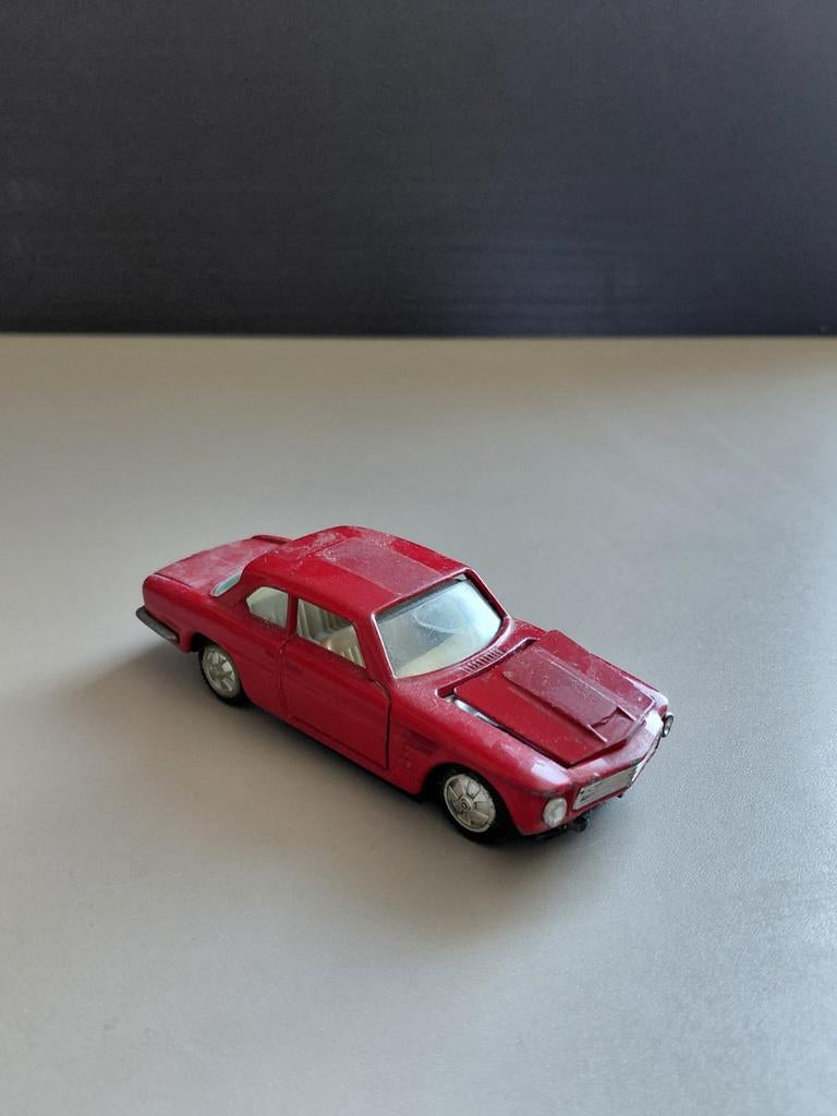 Joal Iso Rivolta Coupe GT Rood 1:43 - Lichte Voorschade, Hobby en Vrije tijd, Modelauto's | 1:43, Ophalen of Verzenden, Gebruikt