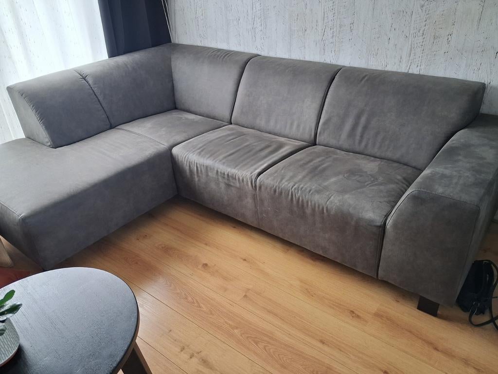 Loungebank, Ophalen, Zo goed als nieuw