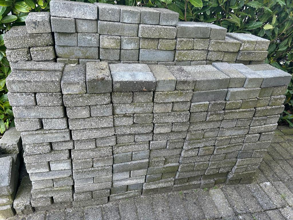 Klinkers 400 stuk 20x 10 x5 cm . Gratis en 10€ voorrijkosten, Ophalen, Overige materialen, Klinkers, 5 tot 10 m²