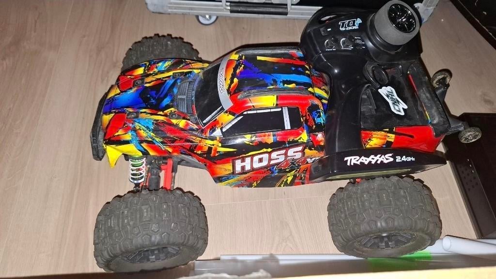 Traxxas Hoss VXL 4x4 RTR met 2 LiPo accu's, Elektro, Gebruikt, Auto offroad, Ophalen of Verzenden