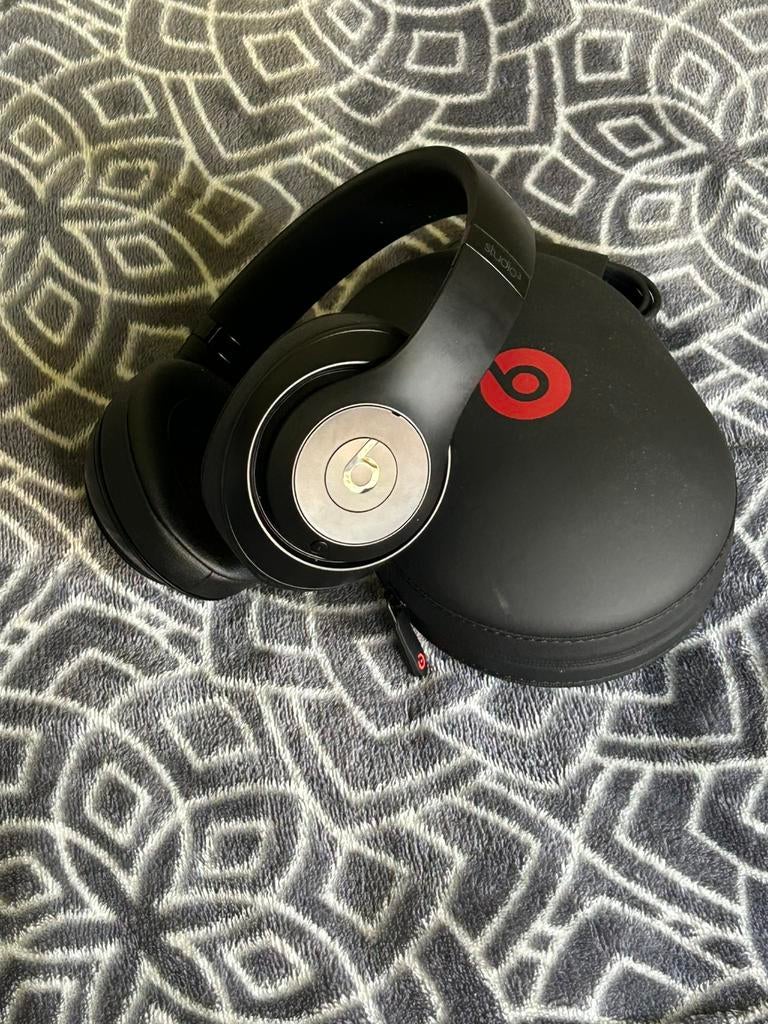 Beats Studio 3 Headphones perfect condition