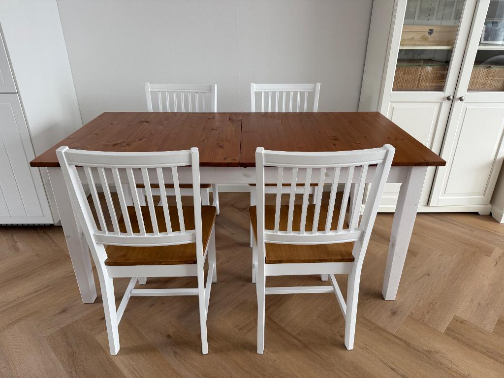 Pinewood dining table set, Huis en Inrichting, Ophalen, Zo goed als nieuw, 4 tot 6 stoelen