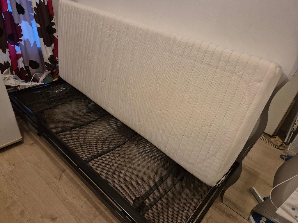 Bed eenpersoons GRATIS, Huis en Inrichting, Slaapkamer | Bedden, Ophalen, Gebruikt, 90 cm, Eenpersoons