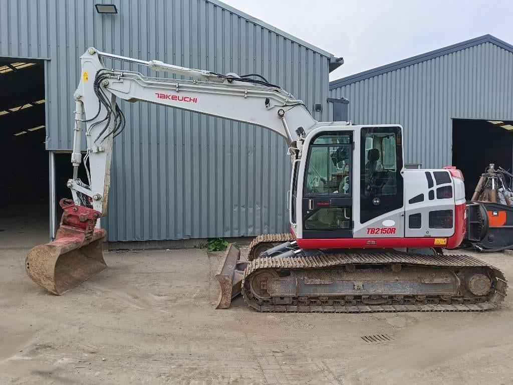 Takeuchi TB 2150 R 15 ton graafmachine excavator bagger, Zakelijke goederen, Machines en Bouw | Kranen en Graafmachines, Graafmachine