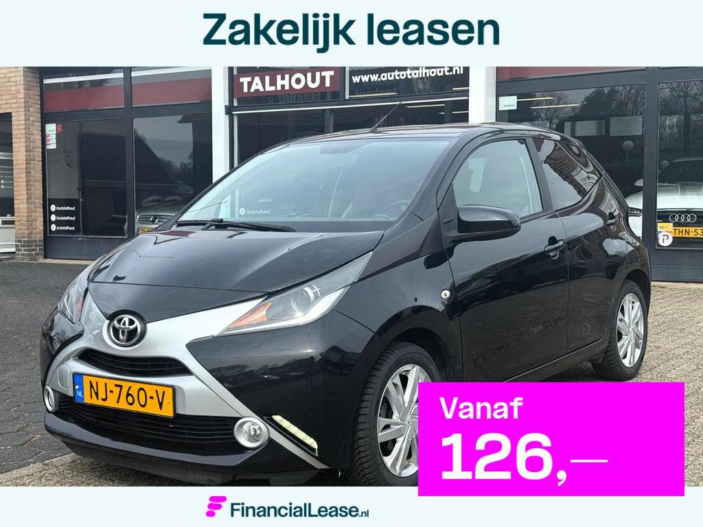 Toyota Aygo 1.0 VVT-i x-sport | CAMERA, BLUETOOTH, CRUISE CO, Voorwielaandrijving, Stof, 4 stoelen, Zwart