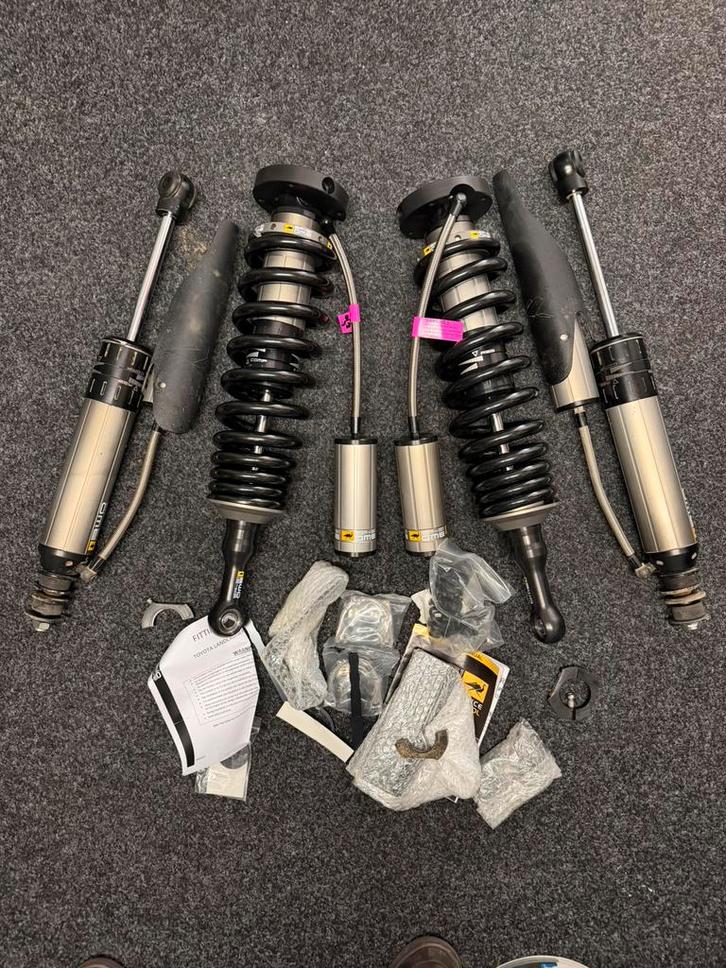 Old Man Emu BP51 Toyota LandCruiser 200 V8, Auto-onderdelen, Ophanging en Onderstel, Toyota, Gebruikt, Ophalen of Verzenden