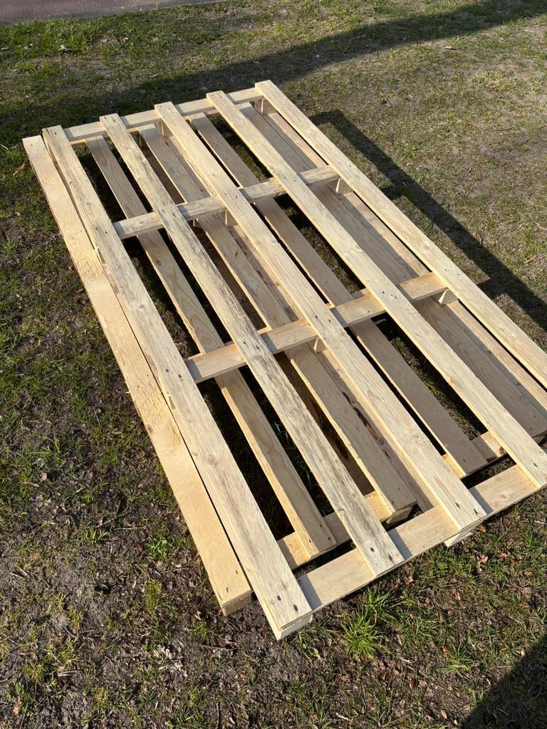 3 pallets - gratis, Doe-het-zelf en Verbouw, Hout en Planken, Ophalen, Zo goed als nieuw, Pallet, Minder dan 200 cm