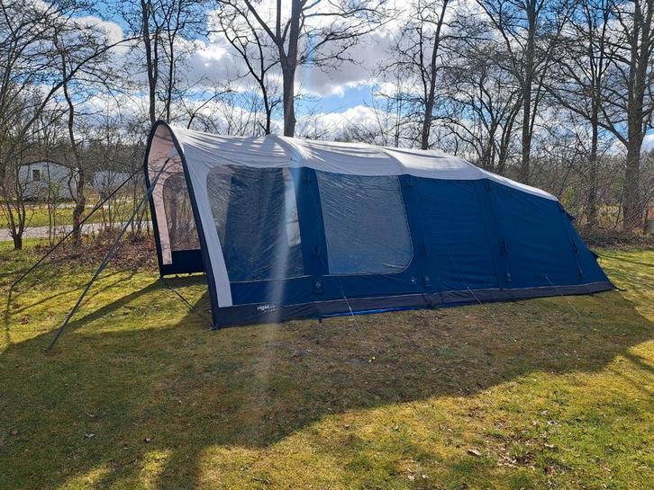Outwell Rock Lake 5 ATC opblaasbare tent, Caravans en Kamperen, Tenten, tot en met 5, Gebruikt, Ophalen