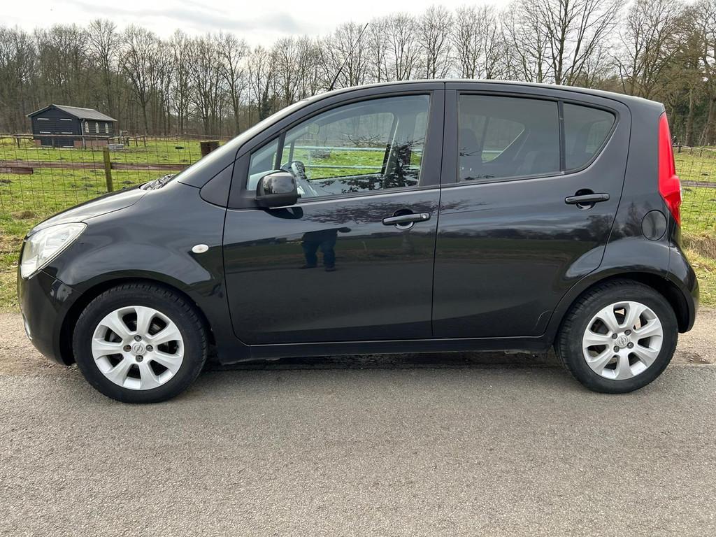 Opel Agila 1.2 Edition top onderhouden 1ste eigenaar, 86 pk, 4 cilinders, 965 kg, Zwart