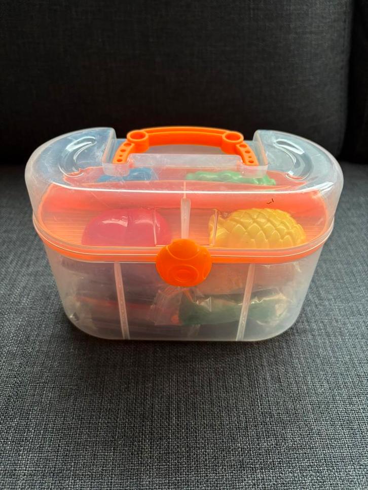 Koffertje met Klei en figuurtjes, Kinderen en Baby's, Speelgoed | Educatief en Creatief, Nieuw, Knutselen, Ophalen of Verzenden