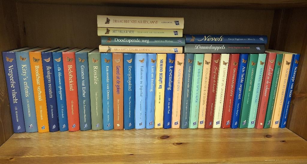 Boeken vlinderserie, Boeken, Romans, Ophalen of Verzenden, Zo goed als nieuw, Verschillende, Nederland