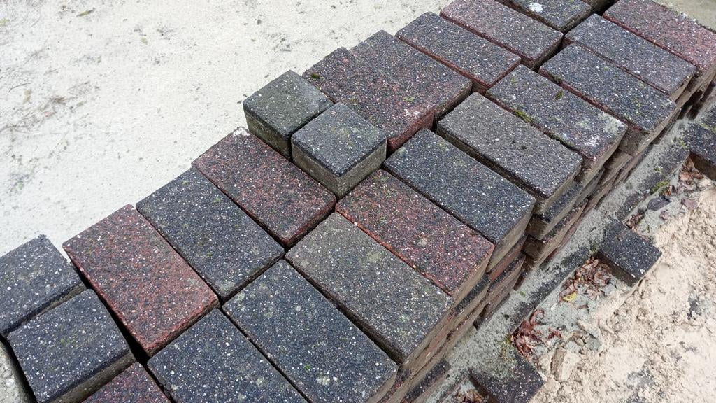 GRATIS AF TE HALEN Straatklinkers 35 m2, Tuin en Terras, Tegels en Klinkers, Ophalen, Beton, Klinkers