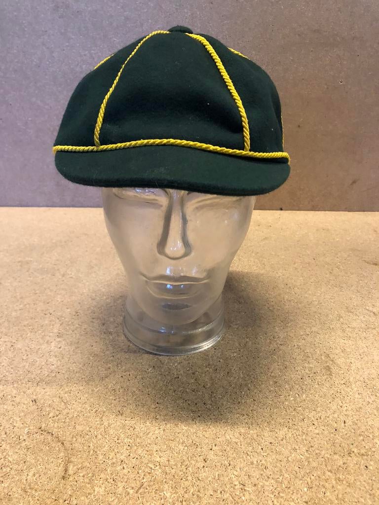 Mooie welpen hoed retro scouting hoed, Ophalen of Verzenden, Zo goed als nieuw, 57 cm (M, 7⅛ inch) of minder, Hoed