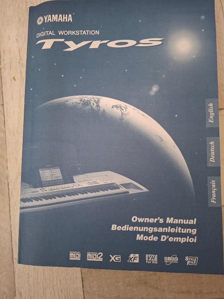 Gratis, Muziek en Instrumenten, Keyboards, Ophalen of Verzenden, Zo goed als nieuw, 61 toetsen, Overige merken