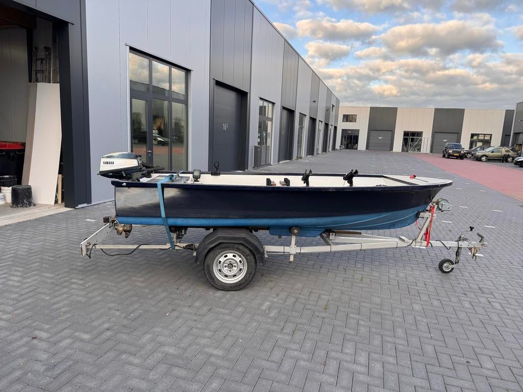 Veelzijdige Tour-/Visboot, Ophalen, Gebruikt, Tot 10 pk, 3 tot 6 meter