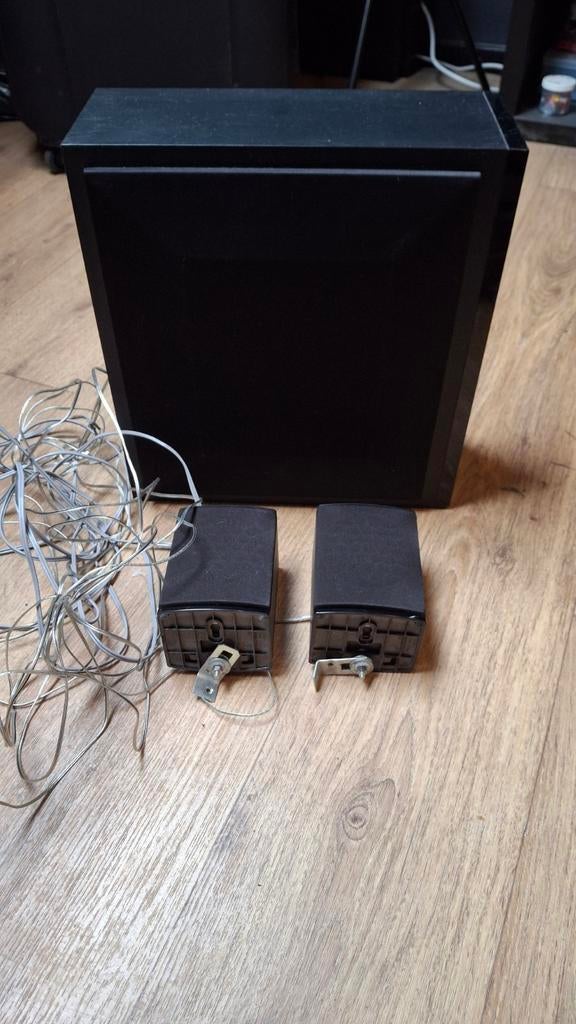 LG Subwoofer incl 2 LG speakers, Audio, Tv en Foto, Home Cinema-sets, Soundbar, Blu-ray-speler, 70 watt of meer, Ophalen