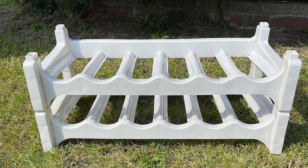2 Vintage witte Curver wijnrekken, Ophalen, Gebruikt, Kunststof, 5 tot 15 flessen