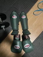 Twins green boks handschoenen en trap beschermers 14oz, Ophalen of Verzenden, Zo goed als nieuw, Boksbeschermers