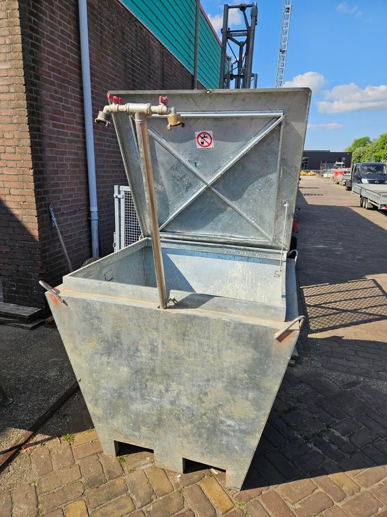 Bouwstroomkast en bouw waterput set gebruikt, Ophalen, ., ., .