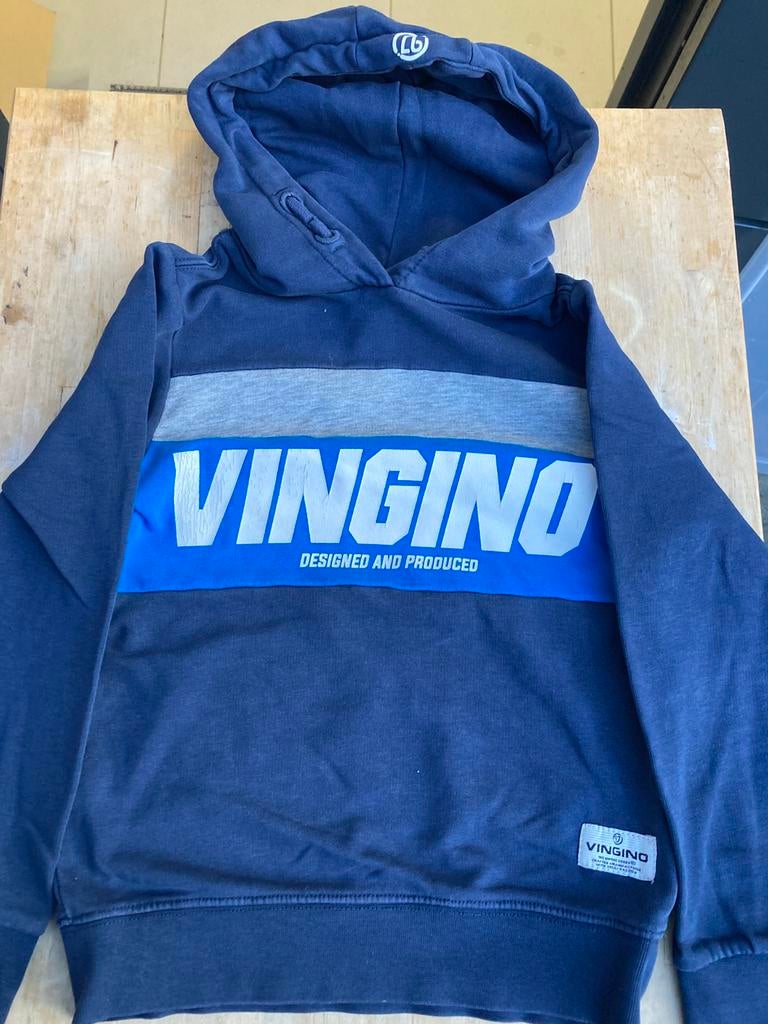 Vingino hoodie maat 128, Kinderen en Baby's, Kinderkleding | Maat 128, Ophalen of Verzenden, Zo goed als nieuw, Jongen, Trui of Vest