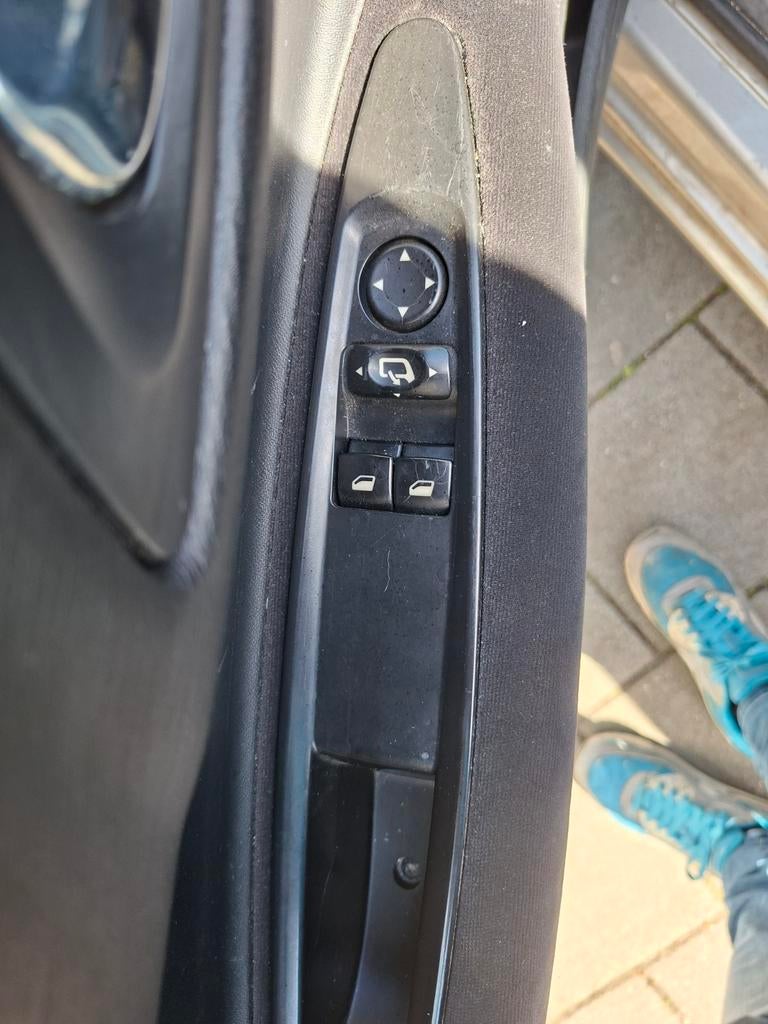 Citroën C4 1.6 16V Berline 2008 Grijs, Auto's, Voorwielaandrijving, Stof, 4 cilinders, 1175 kg