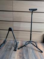 Twee gitaar standaarden - gebruikt, prima staat, Ophalen, Gebruikt, Instrumentstandaard, Gitaar