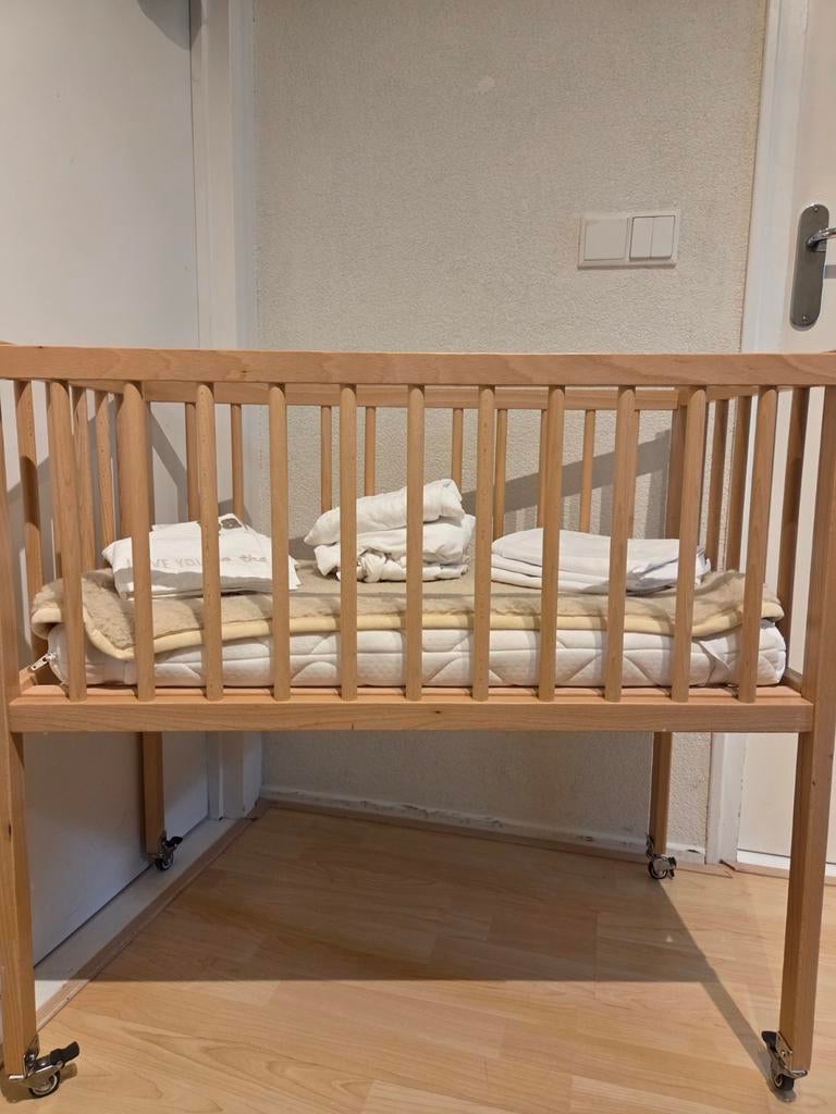 Baby bedje prenatal, Kinderen en Baby's, Babywiegjes en Ledikanten, Ophalen, Ledikant