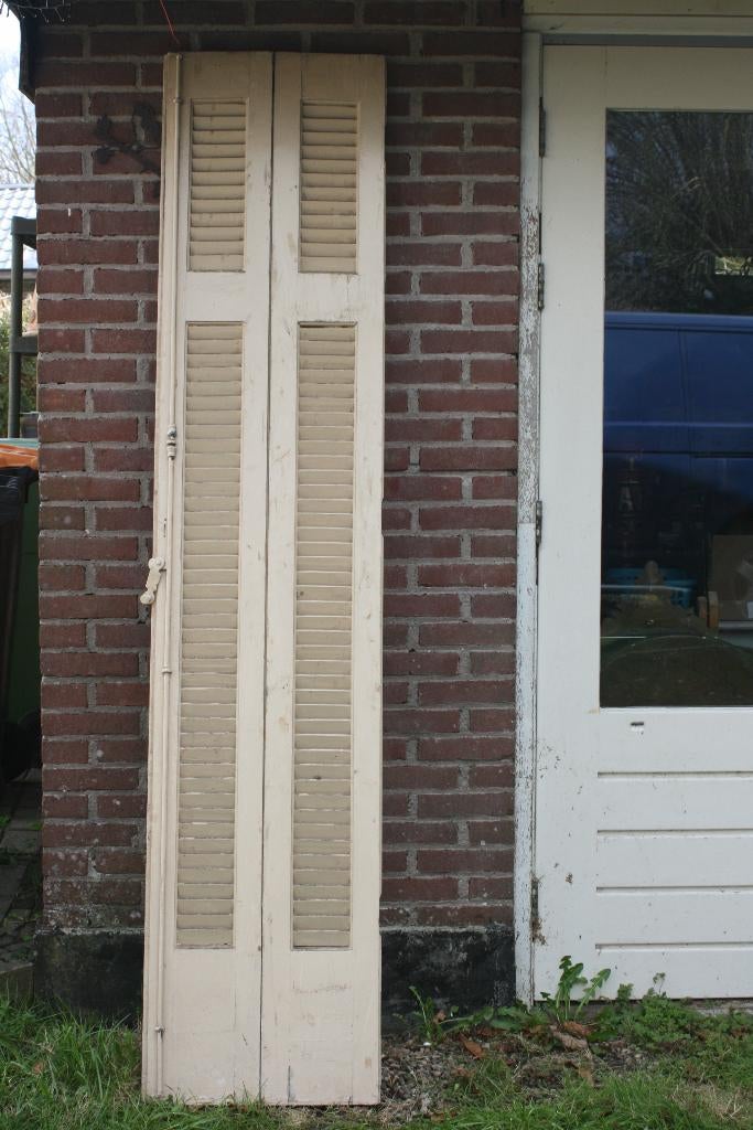 Louvre deuren / Luiken  (advertentie 2), Ophalen