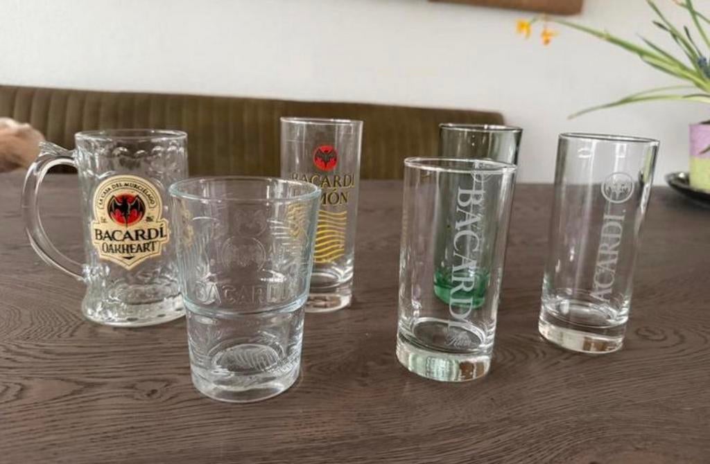 Bacardi Glazen, Ophalen of Verzenden, Zo goed als nieuw, Overige typen