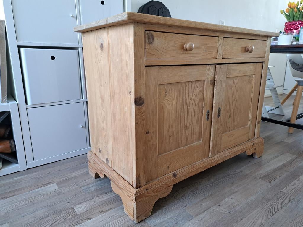 Grenen commode kast, Huis en Inrichting, Kasten | Dressoirs, Gebruikt, 100 tot 150 cm, 50 tot 75 cm, Met lade(s), Met deur(en)