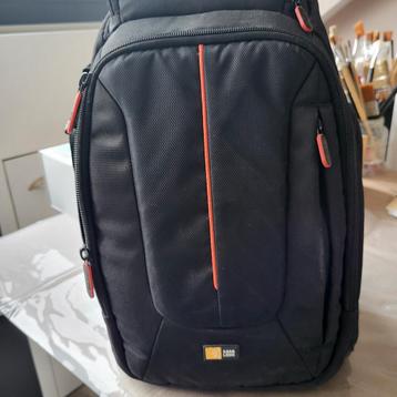 Case Logic camera backpack

SLR camerarugzak

 beschikbaar voor biedingen