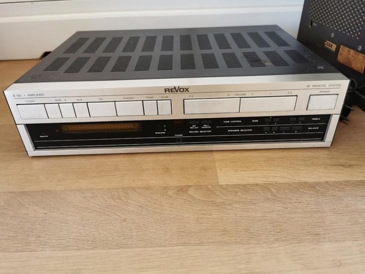 ReVox B150 Versterker gave staat, Audio, Tv en Foto, Versterkers en Receivers, Zo goed als nieuw, Stereo, 120 watt of meer, Overige merken