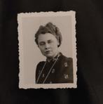 Oude foto met jonge vrouw  City studio Amsterdam  circa 1935, Ophalen of Verzenden, Voor 1940, Zo goed als nieuw, Foto
