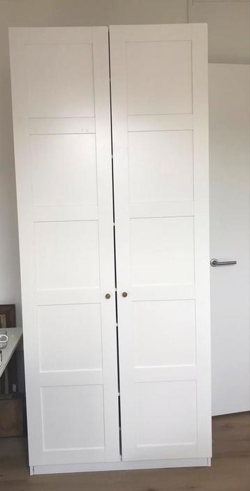 Ikea kast (wit) - 2 stuks