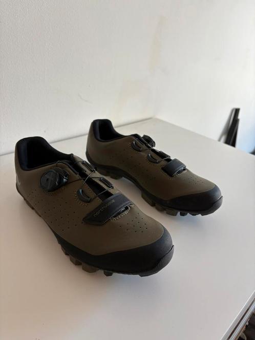 Gravel / mountainbike schoenen 1 keer gedragen - maat 41, Fietsen en Brommers, Fietsaccessoires | Fietskleding, Zo goed als nieuw