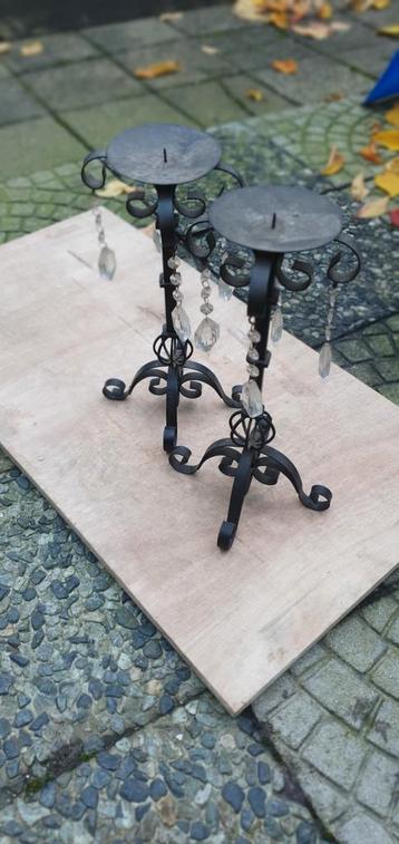 2 Mooie Kaarsenstandaards  beschikbaar voor biedingen